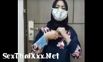 ดาวน์โหลด คลิปโป๊ Viral ABG Sma Hijab Hitam FULL: bit.ly/remaja18 3gp ฟรี