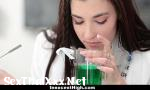 ดาวน์โหลด คลิปโป๊ InnocentHigh - Hot Girl Fucked In Chemistry Lab by ล่าสุด 2018