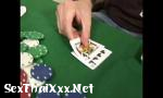 คลังสินค้า คลิปโป๊ He Bet His Girl In A Poker Game ร้อน 2018