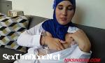 คลิปโป๊ ออนไลน์ Arab girl caught masturbating by his brother and g