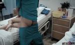 ดาวน์โหลด คลิปโป๊ Doctor could not resist fucking his tight teen pat - SexThaiXxx.Net