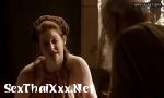 คลิปโป๊ Esmé Bianco - Showing her big boobs & bare bu ฟรี - SexThaiXxx.Net