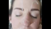 คลิปโป๊ Teen girlfriend takes facial