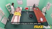 คลังสินค้า คลิปโป๊ Fake Hospital Masseuse หีเปียกร้อนและ squassing orgasms แก้ปวดหลัง - SexThaiXxx.Net