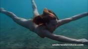 คลิปโป๊ Julia is swimming underwater nude in the sea 3gp