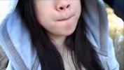 คริปโป๊ My cute asian girlfriend sucking me off in a public park and swallowing ร้อน