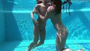 หนังav Jessica and Lindsay naked swimming in the pool 3gp ล่าสุด