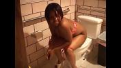 ดูหนังโป๊ Young sexy chick with olive skin pissing in the toilet comma and her boyfriend films ล่าสุด 2022