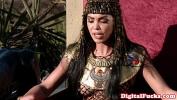 นาฬิกา คลิปโป๊ Gorgeous egyptian ราชินี hoovering ไก่ ใน SexThaiXxx.Net