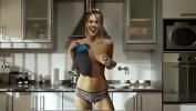 หนัง18 Antonella Balague cocinando desnuda Receta 1 Salchichitas Envueltas ร้อน