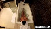 หนังโป๊ Jezebelle Bond taking a bath ล่าสุด