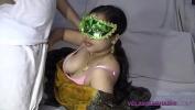 คลิปโป๊ออนไลน์ Mature Indian MILF Bhabhi Velamma Sucking Big Cock ร้อน 2024