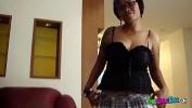 คลิปโป๊ออนไลน์ Thai MILF in glasses gives rimjob and BJ ร้อน