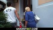 คริปโป๊ He helps blonde old grandma 2024 ล่าสุด