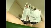 คริปโป๊ Blonde MILF farting while reading the newspaper On shittytube ร้อน 2024