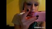 หนัง18 Cute girl smoking cigarette and playing video game 3gp ฟรี