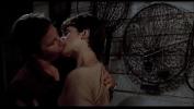 คลิปxxx Kisses and Nudity in Cat People ล่าสุด