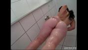 หนังxxx GB Schlampe takes a shower 2024