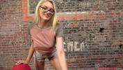 หนังโป๊ Alli Rae deepthroats a big dick ล่าสุด