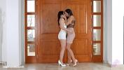 หนังav Mea Melone and Nekane from Sapphic Erotica super hot brunette lesbian action 3gp ล่าสุด