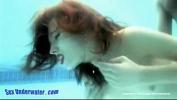 คริปโป๊ Sex Underwater Lipstick and Rain 3gp ล่าสุด