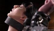 หนังโป๊ Bound slave shocked with cattle prod 2024