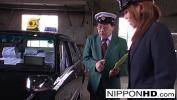 ดูหนังav Sexy Japanese driver gives her boss a blowjob