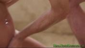 ดูหนังxxx Showering busty masseuse tugging ร้อน 2024