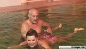 คลิปโป๊ The reward of a swimming lesson is a firm Cock in Samantha apos s GILF Pussy ร้อน 2024