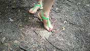 หนังโป๊ Barefoot in the woods commat Barefoot period sheikha ร้อน