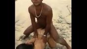 คลิปโป๊ออนไลน์ Cogiendo en la playa Mp4 ล่าสุด