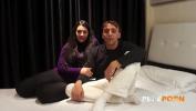 หนัง18 Mayka y Nacho comma pareja muy unida que quiere probar el porno amateur ฟรี