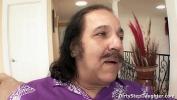 คลิปโป๊ Very lucky man Ron Jeremy fucking his sweet teen stepdaughter Lynn Love ล่าสุด 2024