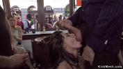 ดูหนังav Brunette gets facial in public bar 3gp