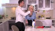 คลิปโป๊ Stud fucks voracious blondie Katy Jayne apos s tasty pink on the kitchen counter GP284 ร้อน 2024