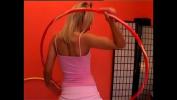 ดูหนังxxx Playful hoola hoop girl Sandy Silver gets her sweet cunt licked then nailed on the sofa Mp4