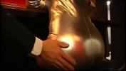 หนังเอ็ก girl in shiny outfit pegging business man 3gp