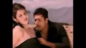 คริปโป๊ Haniska boobs touch by Jayam Ravi in Engeyum Kaadh ล่าสุด