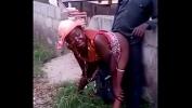 คลิปโป๊ออนไลน์ African woman fucks her man in public