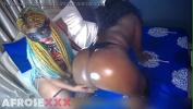 คลิปxxx 2 African lesbian putting oil on each other ฟรี