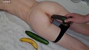 คลิปโป๊ออนไลน์ DILDO quest Banana quest CUCUMBER quest Choosing BEST for Tiny pussy 3gp