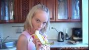 หนังxxx Kitchen cooking with Sarah Kimble and her small tits ร้อน