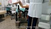 คลิปโป๊ Orgasm for mature woman on gyno chair Mp4 ล่าสุด