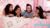 คลิปโป๊ GIRLSWAY Retro Sleepover With Gina Valentina And Gianna Dior ล่าสุด