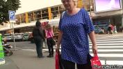 คลิปโป๊ฟรี Huge boobs blonde granny pleases young stranger