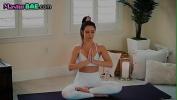 ดูหนังxxx Meditating beauty squirts and clitrubs during solo session 2024