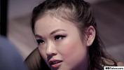 ดูหนังav 18yo asian seducing old family friend Ryan McLane and Lulu Chu 3gp ล่าสุด