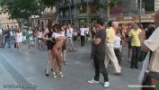 ดูหนังโป๊ Busty naked Latina walked in public 2024