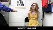 คริปโป๊ Nerdy curly haired blonde petite teen Shoplyfter Scarlet Skies needs to suck and fuck mall cop ดีที่สุด ประเทศไทย