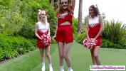 หนังโป๊ใหม่  Cheersquad bffs blowjob coach outdoors 2024 ร้อน